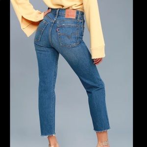 Levi's High Rise Wedgie Fit Faded Jeans